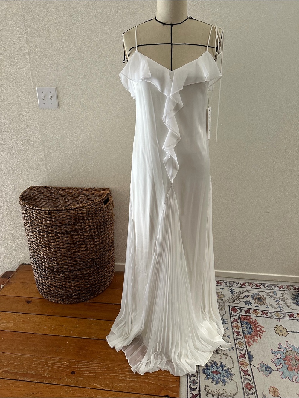 Theia Elegant White Ruffle-Front Maxi Dress